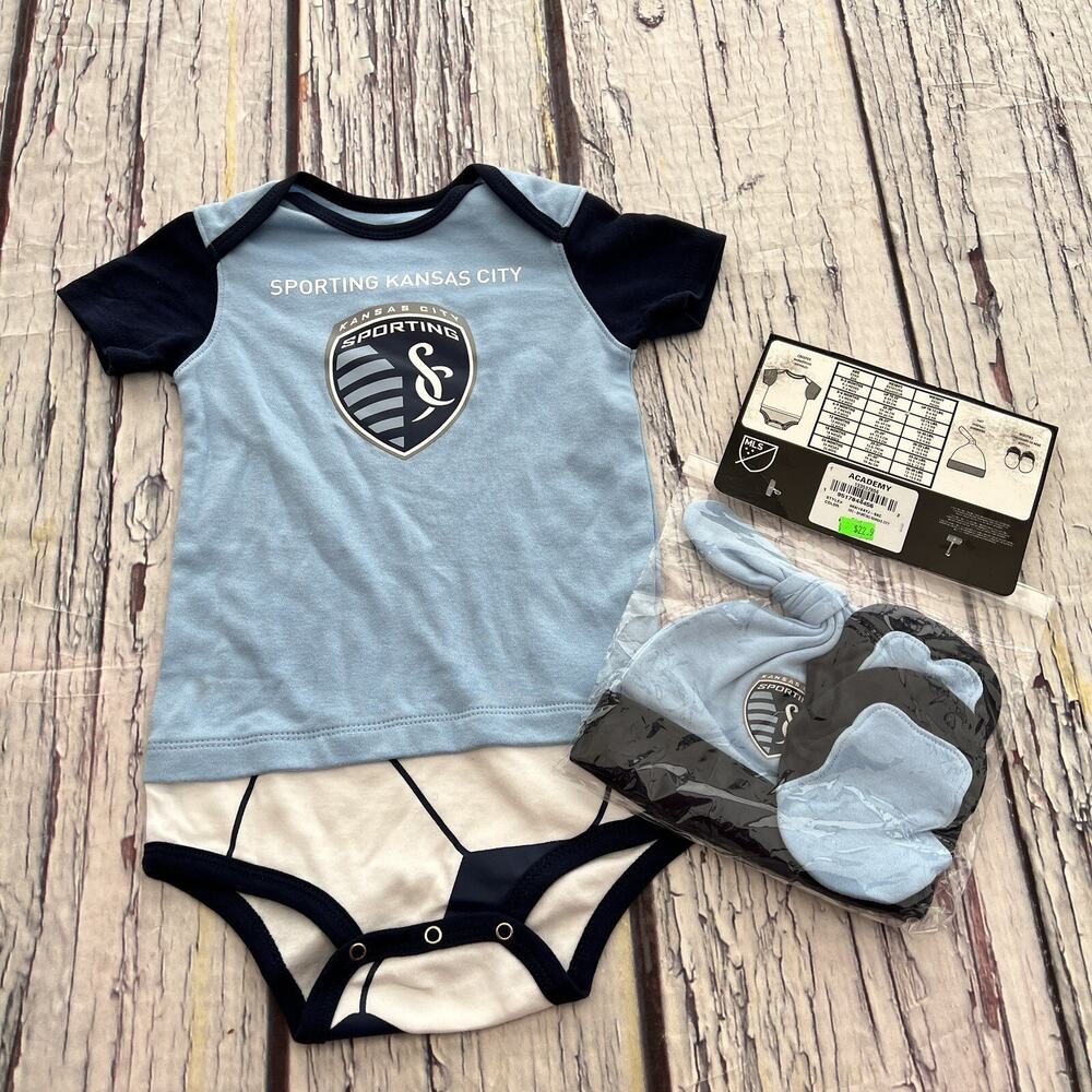 Sporting Kansas City MLS Soccer Team Baby Bodysuit Hat Booties Set New 24 Months
